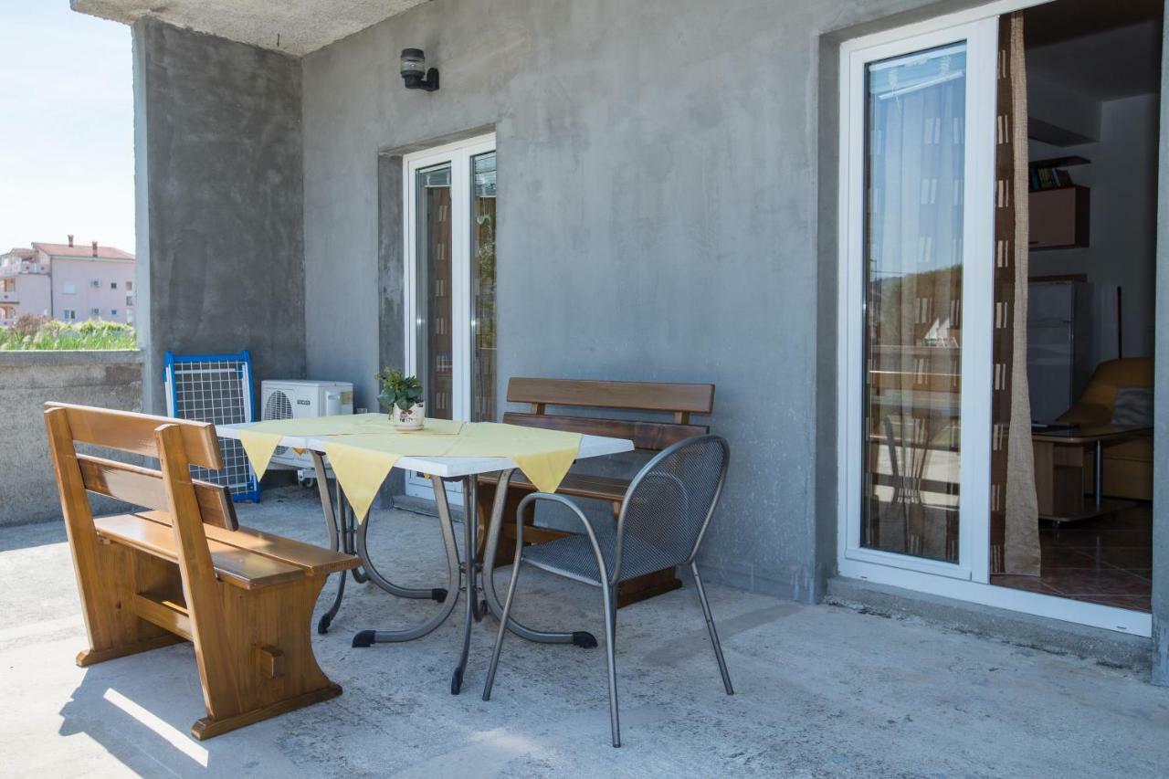 Ferienwohnung Marin Lopar Exterior foto